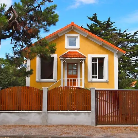 Casa vacanze 21 Rue Des Pins 33990 *